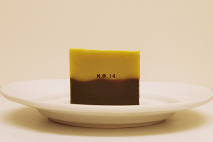 soap_2012_1002_02.jpg